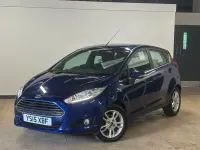Second-hand Ford Fiesta Zetec 75 CP (55 kW) 2015 Albastru Hatchback