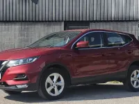 Used Nissan Qashqai Acenta 115 HP (84 kW) 2018 Red SUV