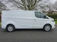 Begagnad Ford Transit Custom Limited 130 HK (95 kW) 2019 Vit Van