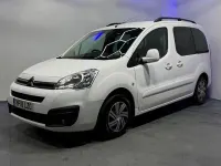 Begagnad Citroën Berlingo Feel 100 HK (73 kW) 2018 Vit Minibuss
