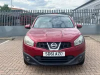 Używany Nissan Qashqai +2 Acenta 117 KM (86 kW) 2011 Czerwony SUV