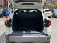 Used Dacia Duster Extreme 140 HP (102 kW) 2025 Cream Estate