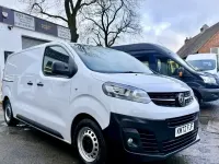 Used Vauxhall Vivaro 120 HP (88 kW) 2023 White MPV