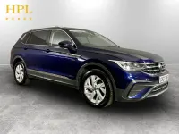 Usado VW Tiguan Allspace Life 150 HP (110 kW) 2022 Azul SUV