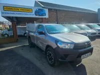 Used Toyota HiLux Active 204 HP (150 kW) 2025 Silver Pickup