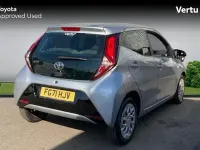 Used Toyota Aygo X-play 72 HP (52 kW) 2021 Silver splash (metallic paint) Hatchback