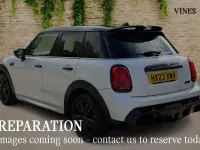 Used Mini Cooper Hatch 136 HP (100 kW) 2022 White Hatchback