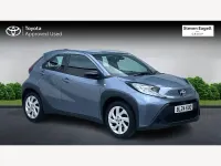 Used Toyota Aygo X PURE 72 HP (52 kW) 2024 Grey SUV