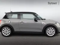 Used Mini Cooper S Classic 192 HP (141 kW) 2019 Moonwalk grey Hatchback