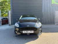 Begagnad Ford Fiesta ST-Line 125 HK (91 kW) 2018 Svart Halvkombi