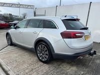 Used Vauxhall Insignia Country Tourer 195 HP (143 kW) 2015 Silver Estate