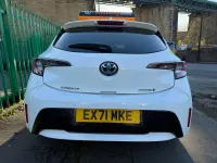 Used Toyota Corolla 122 HP (89 kW) 2021 White Hatchback