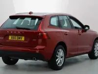 Used Volvo XC60 Momentum 250 HP (183 kW) 2021 SUV