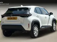Used Toyota Yaris Cross 2024 White SUV