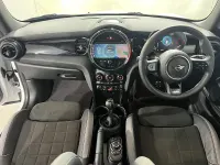 Used Mini John Cooper Works Hatch 231 HP (169 kW) 2023 White Hatchback