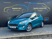 Usado Ford Fiesta Zetec 100 HP (73 kW) 2017 Azul Citadino