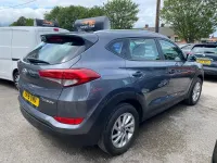 Used Hyundai Tucson SE 177 HP (130 kW) 2018 Grey SUV