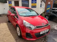 Used Kia Rio 84 HP (61 kW) 2016 Red Hatchback