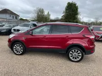 Używany Ford Kuga Titanium 120 KM (88 kW) 2019 Czerwony SUV