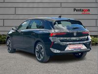 Used Vauxhall Astra Design Edition 114 kW (156 HP) 2024 Black Hatchback