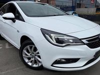 Used Vauxhall Astra Design Edition 105 HP (77 kW) 2019 White Hatchback
