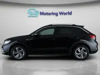 Używany VW T-Roc R-line 150 KM (110 kW) 2024 Czarny SUV