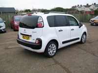 Used Citroën C3 Picasso 2017 White MPV