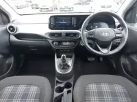 Used Hyundai i10 Premium 84 HP (61 kW) 2024 Green Hatchback