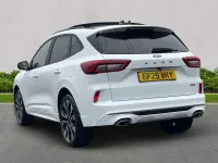 Usado Ford Kuga ST-Line X 243 HP (178 kW) 2025 Branco SUV