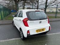 Used Kia Picanto 84 HP (61 kW) 2016 White Hatchback