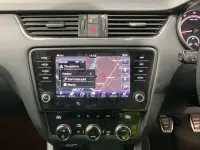 Usado Skoda Octavia vRS 230 HP (169 kW) 2018 Preto Citadino