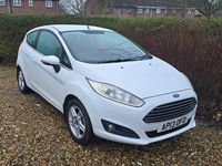 Used Ford Fiesta Zetec 2013 White Hatchback