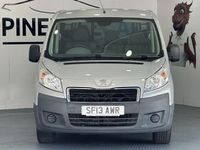 Gebraucht Peugeot TePee Comfort 98 PS (72 kW) 2013 Silber Van / Kleinbus