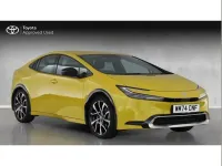 Used Toyota Prius 220 HP (161 kW) 2024 Yellow Hatchback