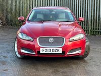 Used Jaguar XF Sportbrake Premium Luxury 200 HP (147 kW) 2013 Red Estate