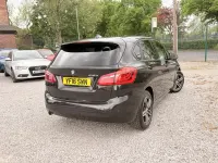 Usado BMW 216 Sport Line 2016 Preto Citadino