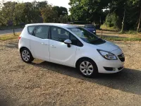 Used Vauxhall Meriva 2017 White MPV