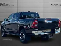 Usado Toyota HiLux 2023 Negro Pickup/Camioneta