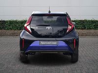 Used Toyota Aygo X 72 HP (52 kW) 2024 Blue SUV