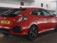 Begagnad Honda Civic SR 126 HK (92 kW) 2019 Röd Halvkombi