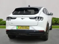 Used Ford Mustang Premium 370 HP (272 kW) 2025 White Hatchback