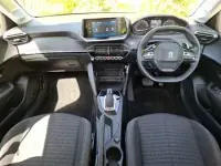 Used Peugeot 208 Active 100 HP (73 kW) 2020 Yellow Hatchback