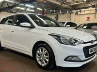 Used Hyundai i20 SE 84 HP (61 kW) 2017 White Hatchback