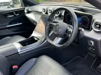 Second-hand Mercedes C300 AMG Line Premium Plus 258 CP (189 kW) 2022 Negru