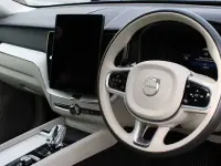 Usado Volvo XC60 Plus 250 HP (183 kW) 2026 SUV