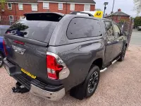 Used Toyota HiLux 150 HP (110 kW) 2017 Grey Pickup