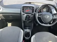 Used Toyota Aygo X-play 72 HP (52 kW) 2020 White Hatchback