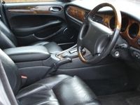 Used Jaguar XJ 2000 Sedan