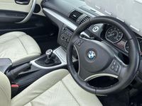 Usado BMW 118 Cabriolet Sport Line 2011 Preto Cabrios