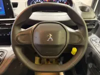 Second-hand Peugeot Partner Premium 100 CP (73 kW) 2022 Alb Monovolum